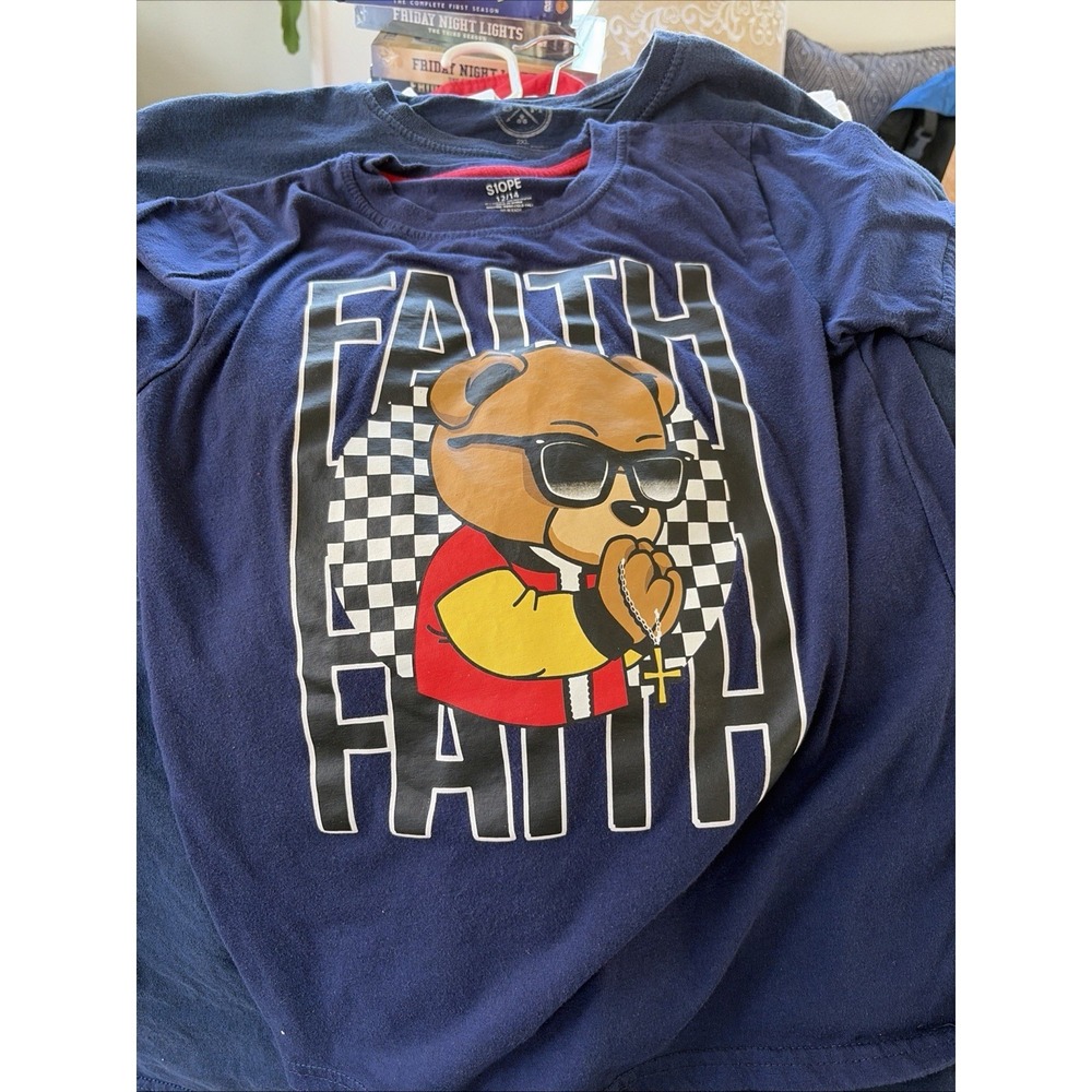 S1OPE Boy's Girls Graphic Red T shirt " FAITH "  Bear Size Child 12/14